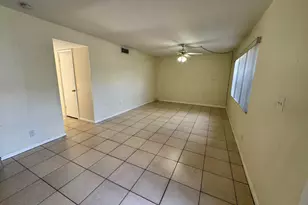 8028 SW 17th Pl, Davie, FL 33324 - Photo 13