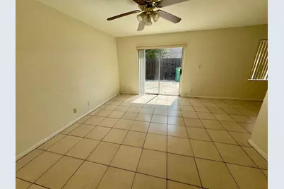 8028 SW 17th Place, Davie, FL 33324 - Photo 7