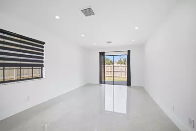 110 NW 6th Avenue, Dania Beach, FL 33004 - Photo 21