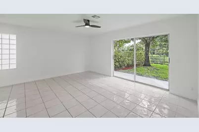 11614 NW 2nd Drive, Coral Springs, FL 33071 - Photo 9
