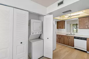 7380 NW 18th St, Margate, FL 33063 - Photo 15