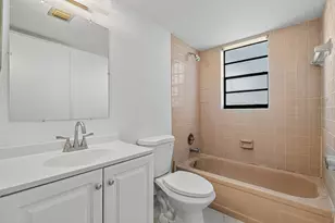 7380 NW 18th St, Margate, FL 33063 - Photo 15