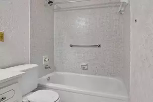 2049 Ventnor O Crescent, Deerfield Beach, FL 33442 - Photo 17