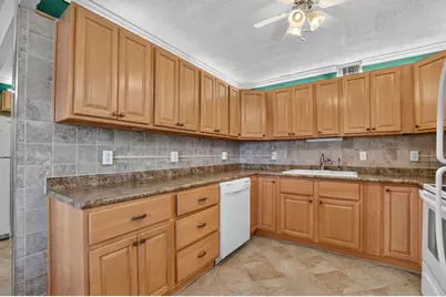 2049 Ventnor O Crescent #2049, Deerfield Beach, FL 33442 - Photo 9