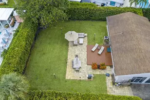 2205 W Pineridge Ct, Delray Beach, FL 33444 - Photo 41