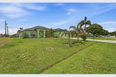 1842 SW Penrose Avenue, Port Saint Lucie, FL 34953 - Photo 3