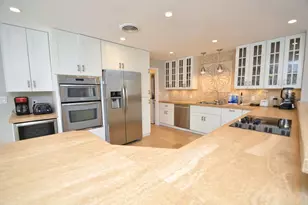 2060 Coco Palm Pl, Lauderdale by the Sea, FL 33062 - Photo 11