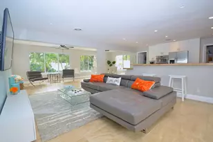 2060 Coco Palm Pl, Lauderdale by the Sea, FL 33062 - Photo 5