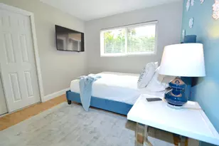 2060 Coco Palm Pl, Lauderdale by the Sea, FL 33062 - Photo 23