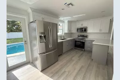 28 SW 9th Avenue, Boca Raton, FL 33486 - Photo 3