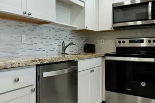 9355 SW 8th St, Boca Raton, FL 33428 - Photo 9