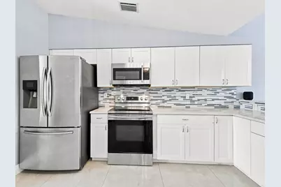 5396 Benjamin Avenue, Boynton Beach, FL 33472 - Photo 17