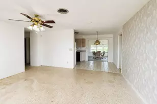 752 Oak St, Port Saint Lucie, FL 34952 - Photo 3