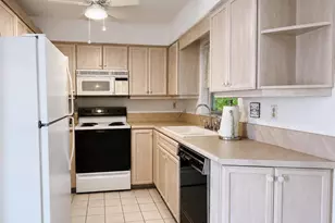 752 Oak St, Port Saint Lucie, FL 34952 - Photo 5