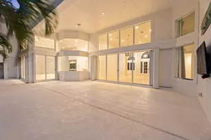 6841 SE Harbor Cir, Stuart, FL 34996 - Photo 9