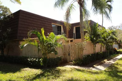 716 7th Lane, Palm Beach Gardens, FL 33418 - Photo 1