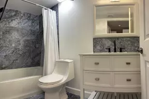 7866 Trent Dr, Tamarac, FL 33321 - Photo 15