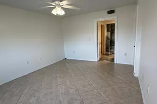 7866 Trent Dr, Tamarac, FL 33321 - Photo 19