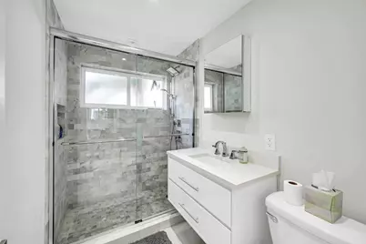 425 Bayshore Drive #15, Fort Lauderdale, FL 33304 - Photo 13