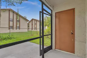2510 Riverside Dr, Coral Springs, FL 33065 - Photo 17