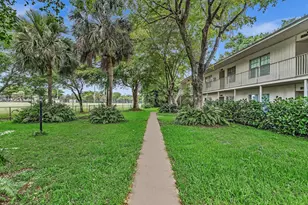 2510 Riverside Dr, Coral Springs, FL 33065 - Photo 1