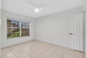 2510 Riverside Dr, Coral Springs, FL 33065 - Photo 25