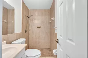 2510 Riverside Dr, Coral Springs, FL 33065 - Photo 25