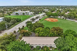 2510 Riverside Dr, Coral Springs, FL 33065 - Photo 45