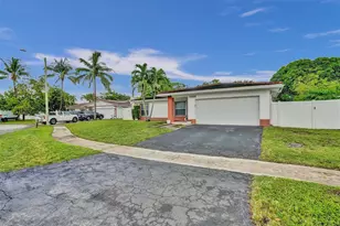 7008 NW 81st St, Tamarac, FL 33321 - Photo 51