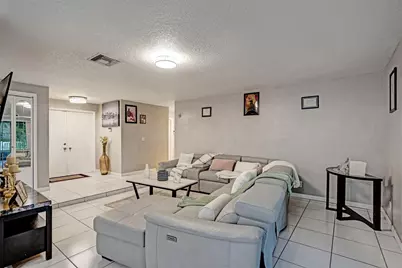 7008 NW 81st Street, Tamarac, FL 33321 - Photo 13