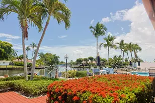 130 Cypress Club Dr, Pompano Beach, FL 33060 - Photo 29