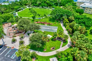 25 Colonial Club Dr, Boynton Beach, FL 33435 - Photo 49