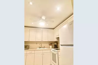 81 Kingswood E, West Palm Beach, FL 33417 - Photo 7