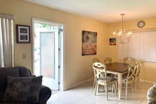 81 Kingswood E, West Palm Beach, FL 33417 - Photo 13