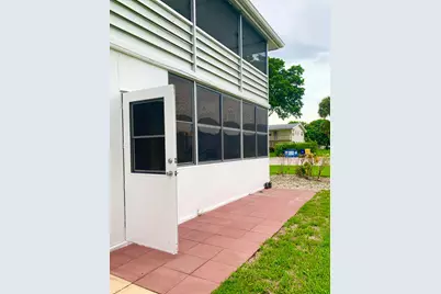 81 Kingswood E, West Palm Beach, FL 33417 - Photo 33
