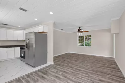 426 N 19th Street, Fort Pierce, FL 34950 - Photo 9