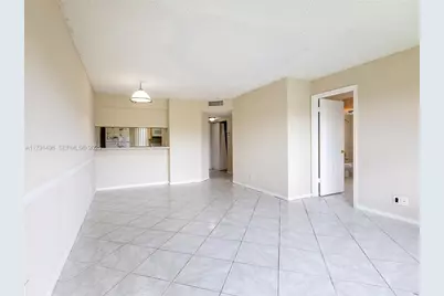 10106 Twin Lakes Drive #Unit 4, Coral Springs, FL 33071 - Photo 5