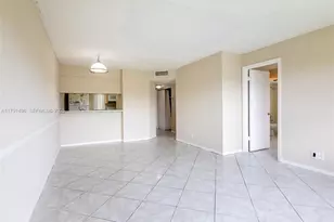 10106 Twin Lakes Dr, Coral Springs, FL 33071 - Photo 5