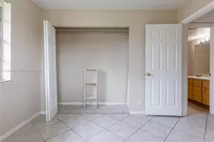 10106 Twin Lakes Dr, Coral Springs, FL 33071 - Photo 11