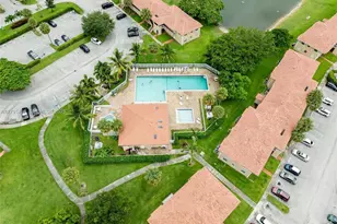 10106 Twin Lakes Dr, Coral Springs, FL 33071 - Photo 1