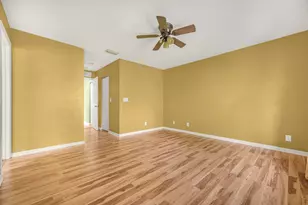 929 Imperial Lake Rd, West Palm Beach, FL 33413 - Photo 13
