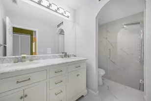 929 Imperial Lake Rd, West Palm Beach, FL 33413 - Photo 9