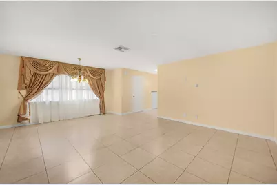 929 Imperial Lake Road, West Palm Beach, FL 33413 - Photo 5
