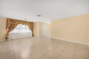 929 Imperial Lake Rd, West Palm Beach, FL 33413 - Photo 5