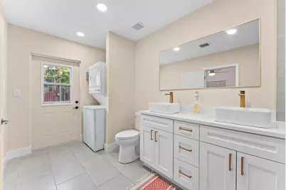 636 NE 16th Court, Fort Lauderdale, FL 33305 - Photo 15