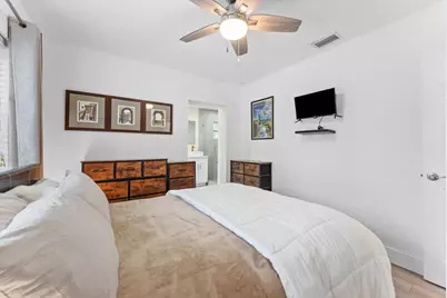 636 NE 16th Court, Fort Lauderdale, FL 33305 - Photo 13