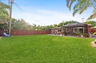 636 NE 16th Ct, Fort Lauderdale, FL 33305 - Photo 23