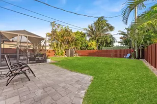 636 NE 16th Ct, Fort Lauderdale, FL 33305 - Photo 17