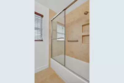 9914 Harbour Lake Circle, Boynton Beach, FL 33437 - Photo 27