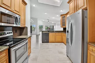 9914 Harbour Lake Cir, Boynton Beach, FL 33437 - Photo 11
